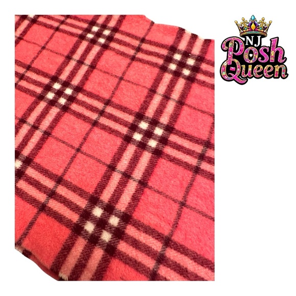 Burberry Pink Classic Vintage Check Cashmere Scarf - Picture 7 of 8